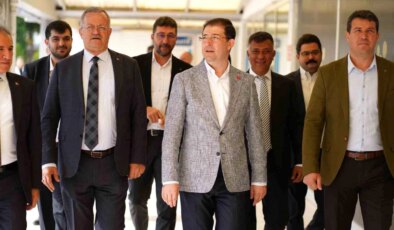 Cumhur İttifakı Mersin Büyükşehir Belediye Başkan Adayı Serdar Soydan, Mersinlilik bilinci ile çalışılması gerektiğini vurguladı