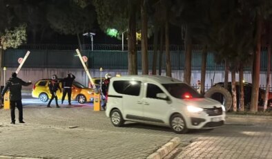 İzmir’de taksi şoförü cinayeti: Taksicilerden alkışlı protesto