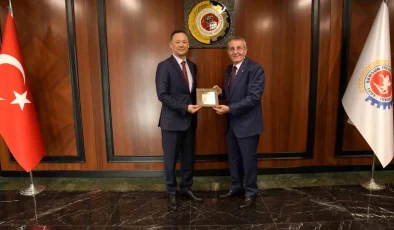 Kırgız Cumhuriyeti Büyükelçisi Samsunlu İş Adamlarını Yatırıma Davet Etti