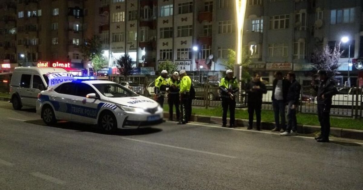 Yozgat’ta refüjdeki demirlerden atlayan çocuk, kazada öldü