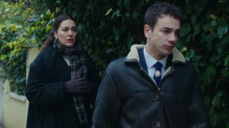 Minik Serçe, Ferdi Tayfur’un ‘Bana Sor’ şarkısını ilk kez yorumladı!