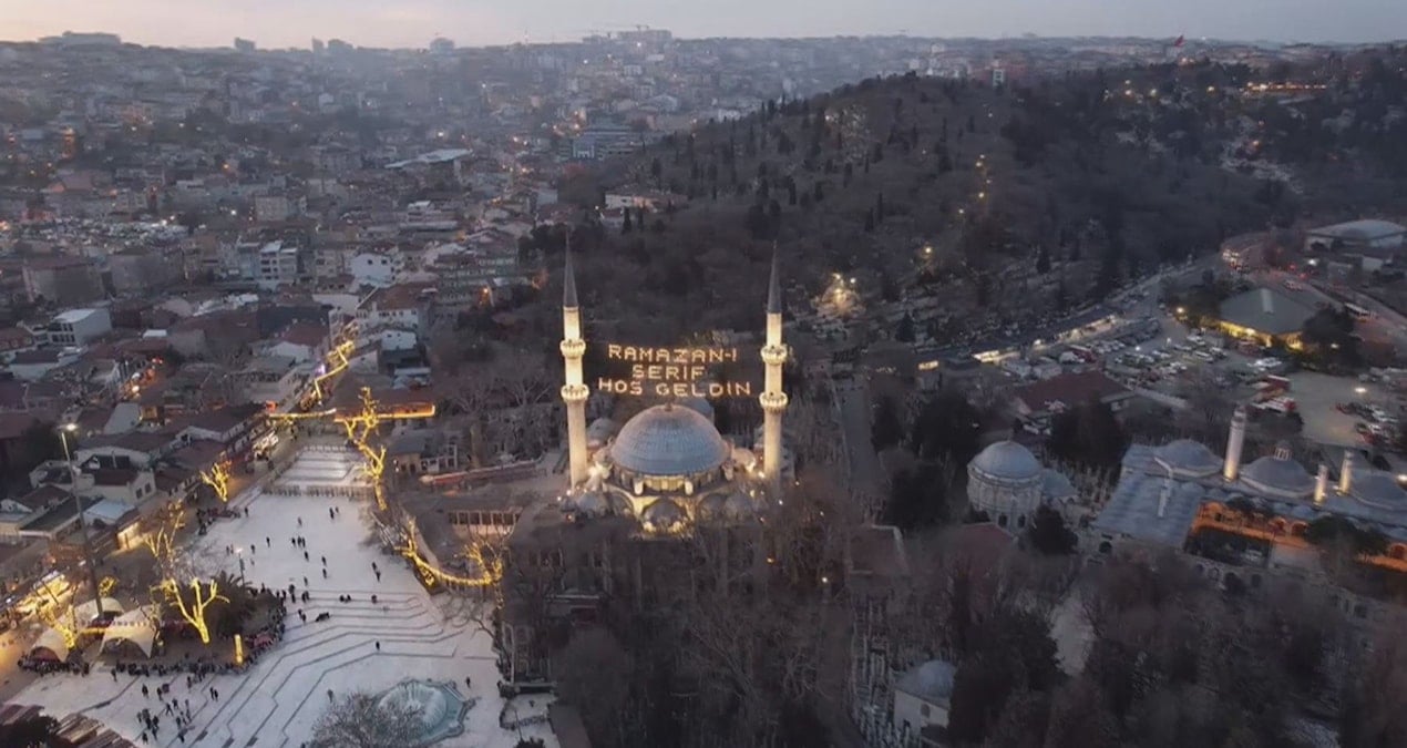 Eyüpsultan Camii iftar saati havadan görüntülendi